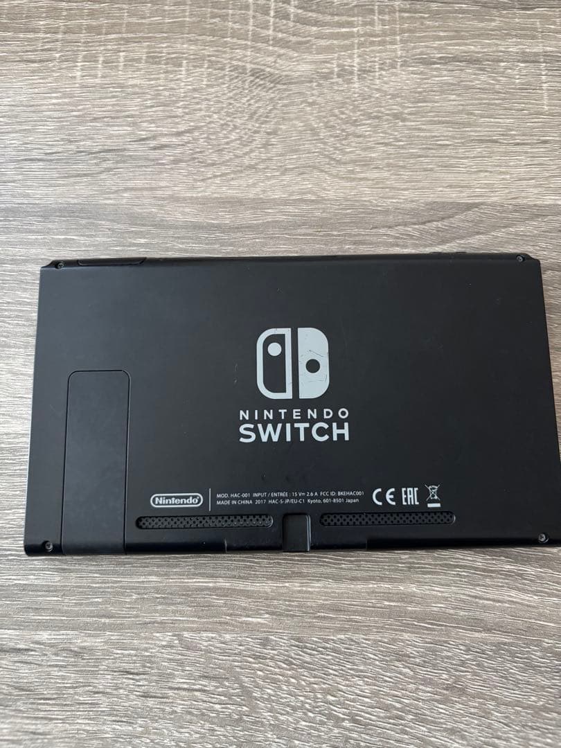 Nintendo Switch 本体 ブラック　(ジョイコン、HDMIなし)