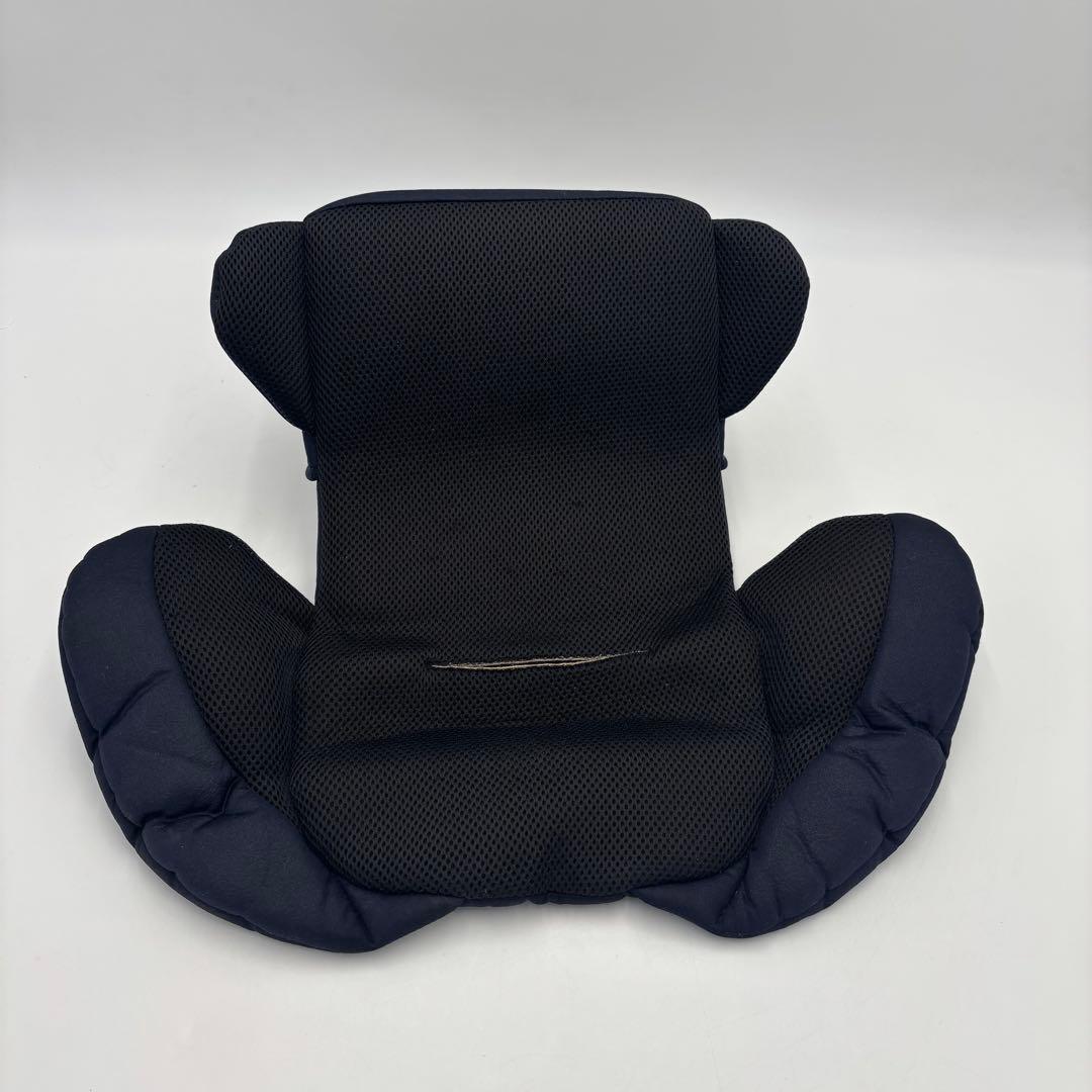 良品　コンビ　チャイルドシート　ネセルターンネクスト 360°ターン 新生児〜