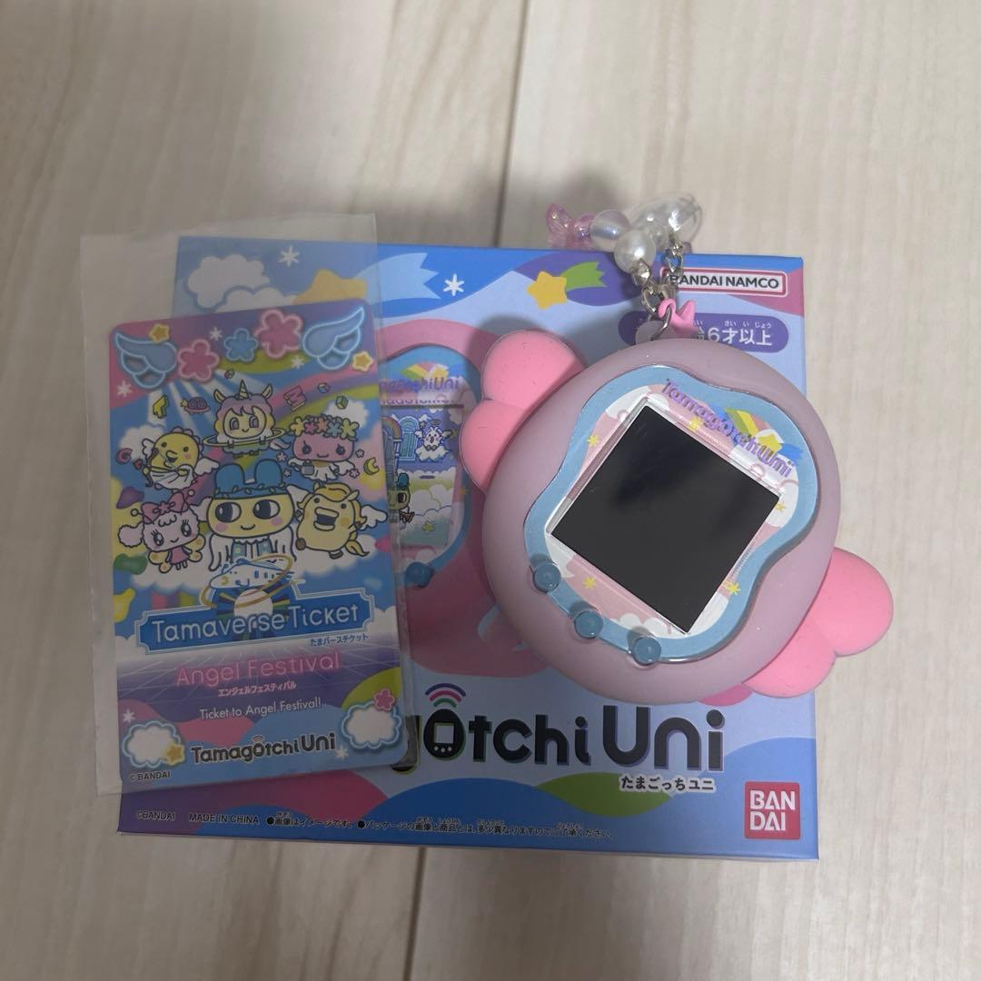 Tamagotchi Uni たまごっち　エンジェルフェスティバル　ケースセット