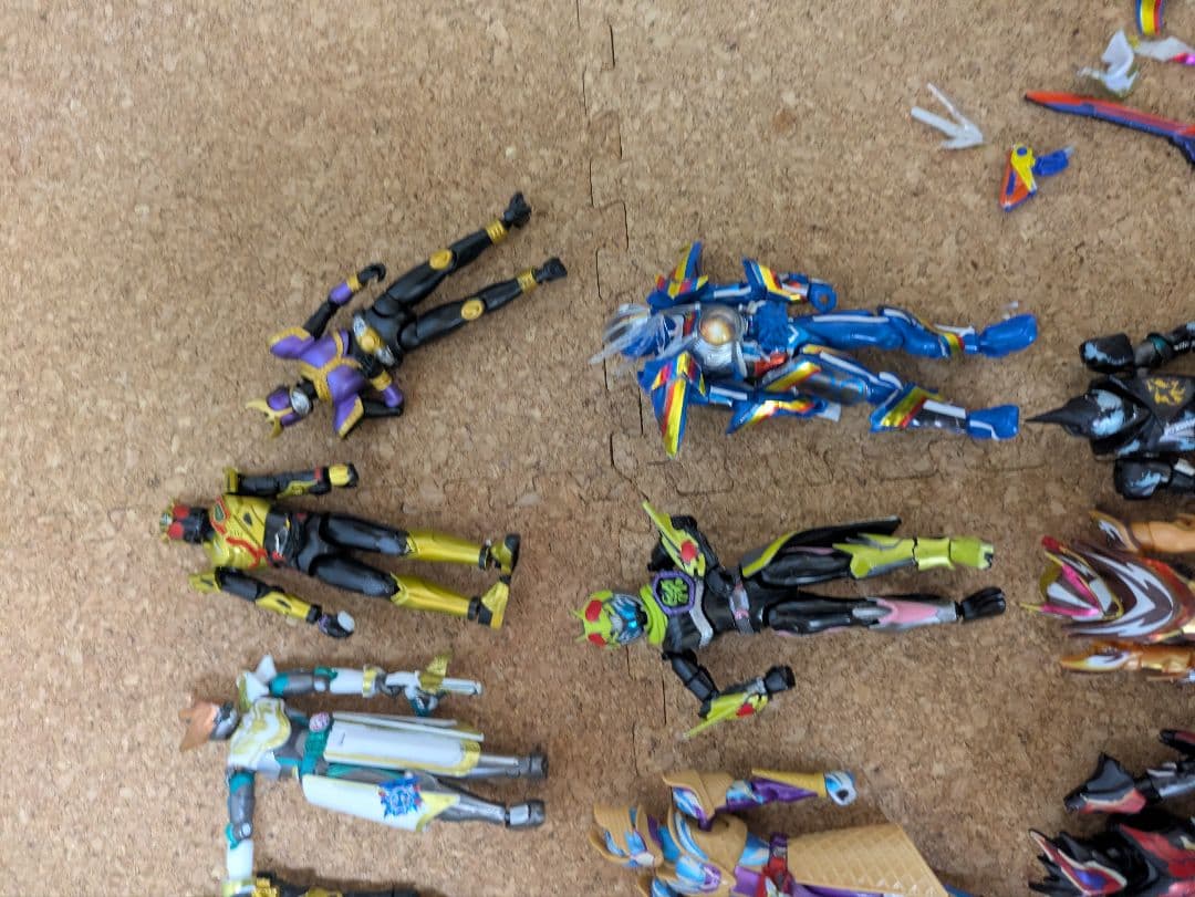 装動　仮面ライダー　ガヴ