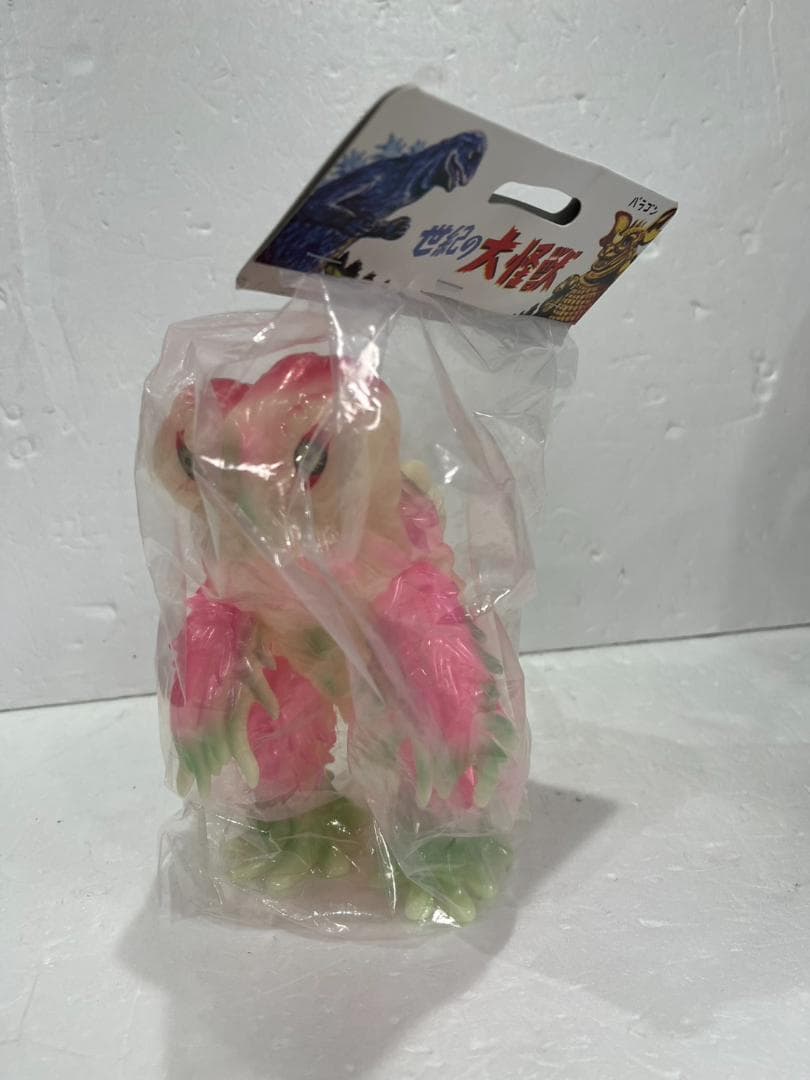 ゴジラ・ストア限定 マルサン ヘドラ350 C-type 夜桜蓄光ver.