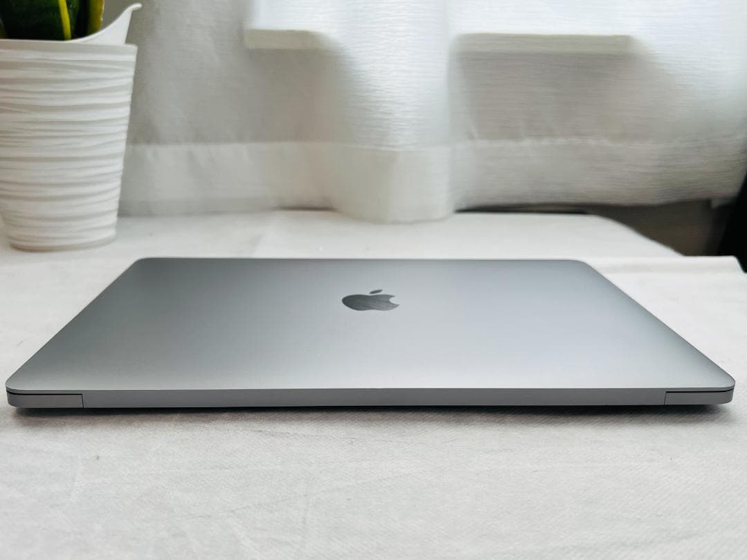 ★MacBook Pro 13 2020★M1 8コア/16GB/SSD 2TB