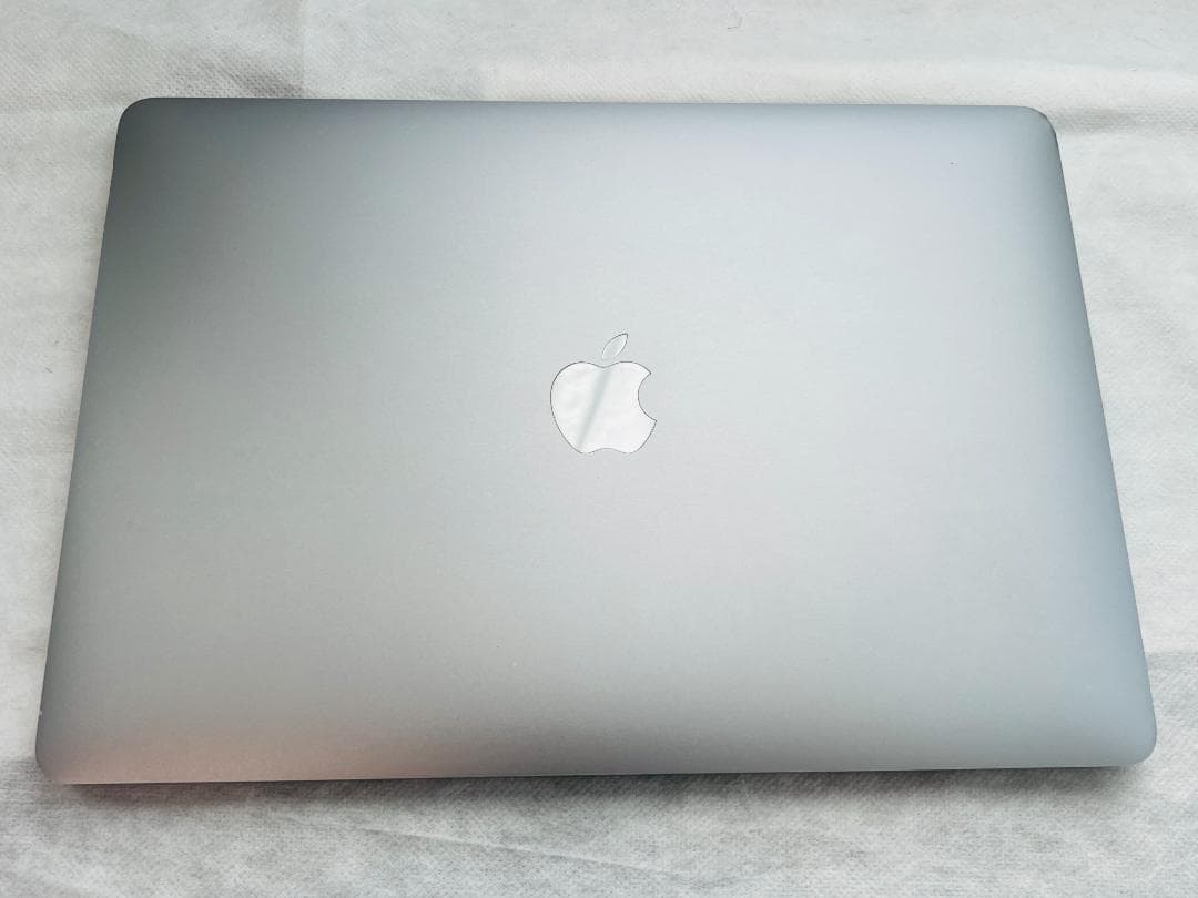 ★MacBook Pro 13 2020★M1 8コア/16GB/SSD 2TB