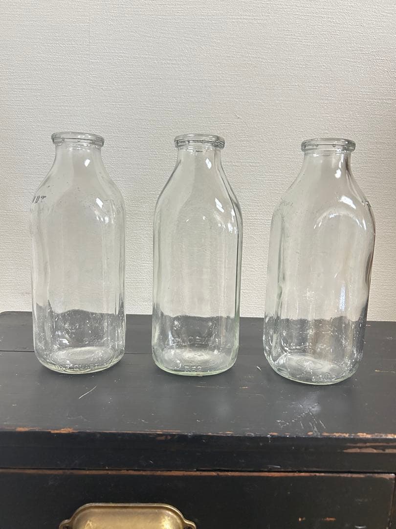 ヴィンテージ ミルククレート（ミルク瓶付）