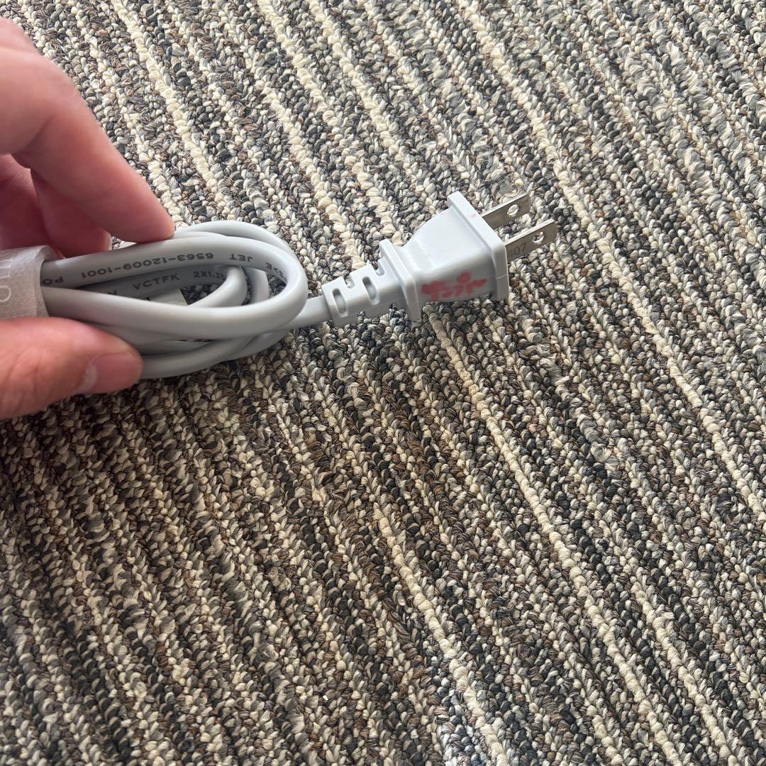 未使用展示品KINUTO ヘアドライヤー ベージュ コンパクト