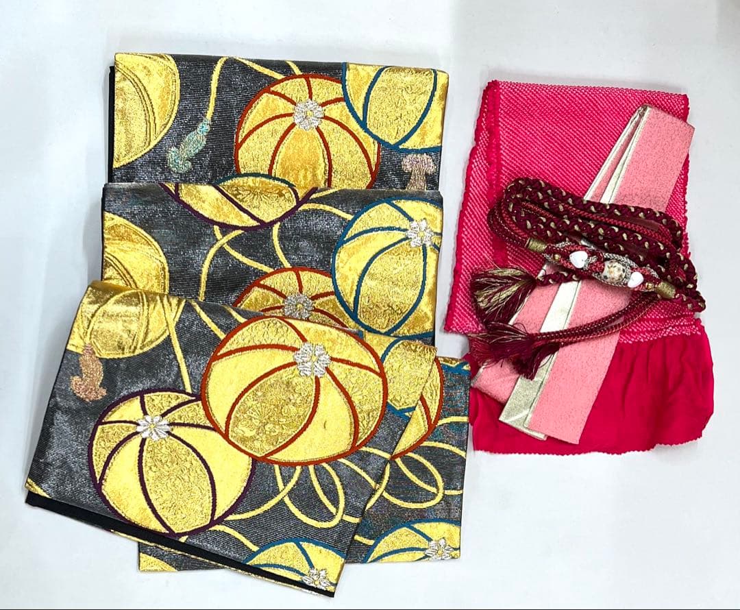 振り袖　フルセット　別誂長襦袢付　赤　成人式　金彩加工　刺繍入り　616