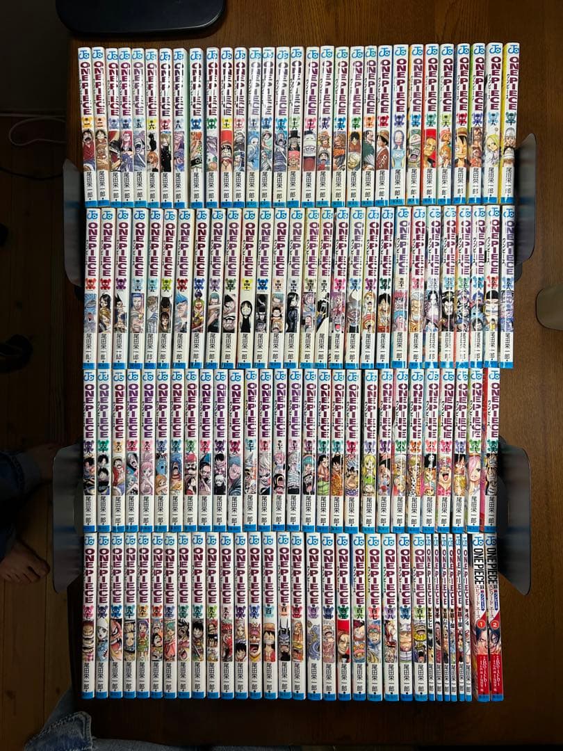 ONE PIECE 1〜110巻＋関連おまけ本8冊セット