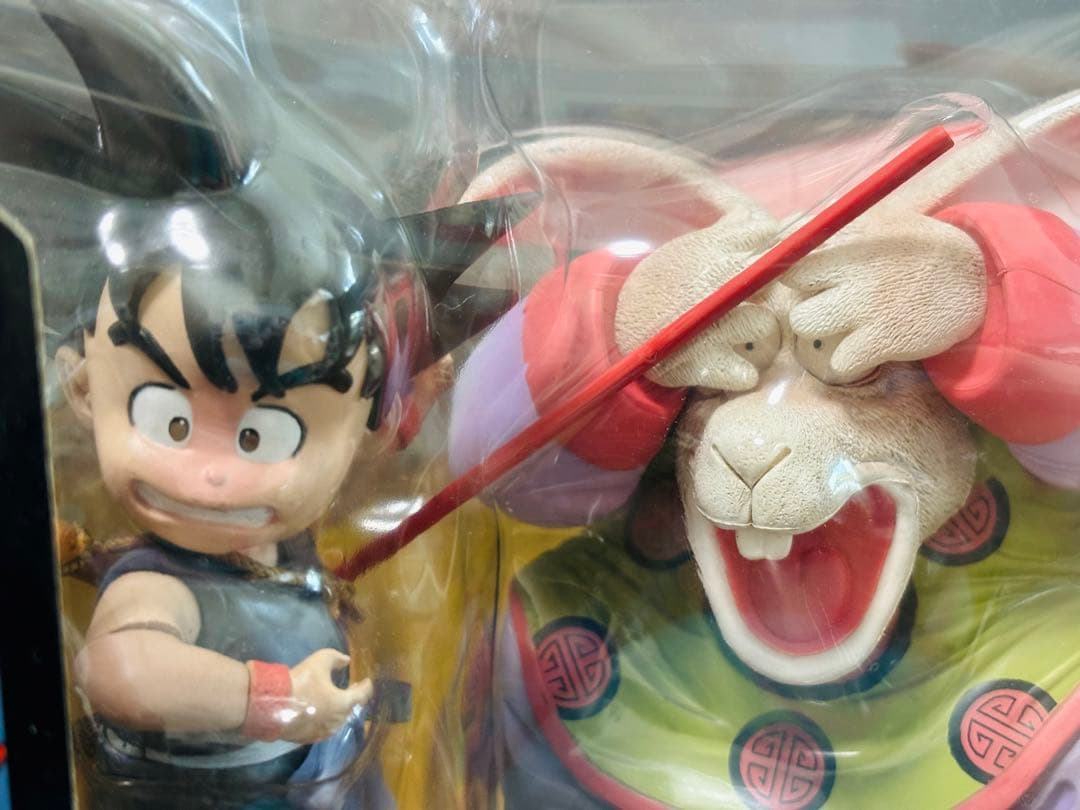 ドラゴンボール　悟空　兎人参化　ブルマ　ピラシュウ　フィギュア