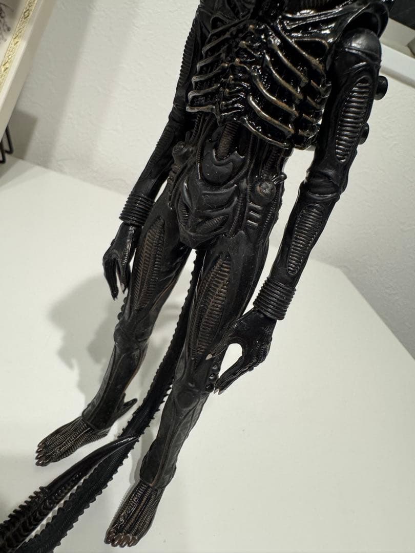 メズコ　mezco エイリアン