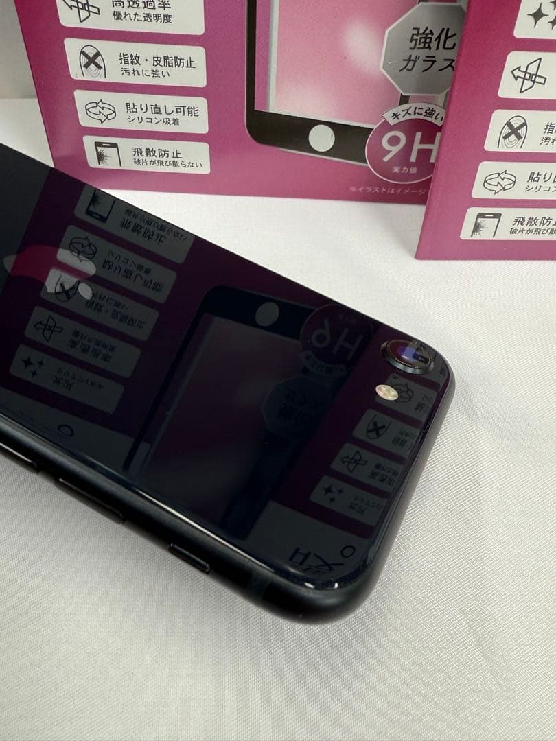 iPhone SE3 128GBミッドナイト充電ケーブル付き