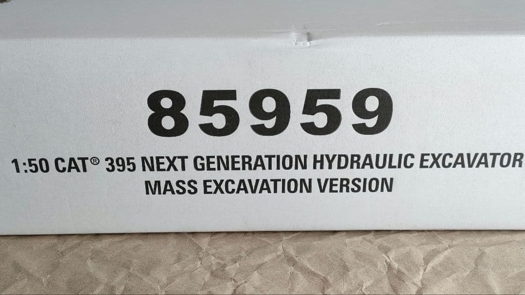 キャタピラー　395 コマツ　日立建機　KOBELCO