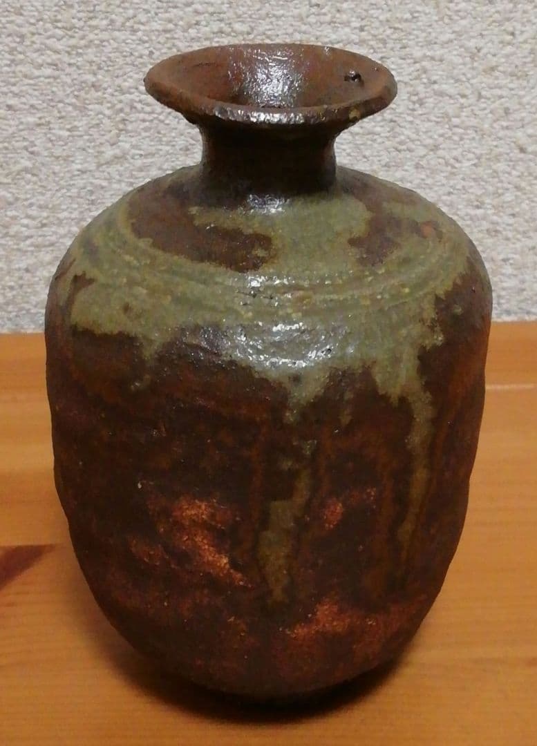 鈴木五郎作　灰釉　徳利　共箱　略歴付　酒器