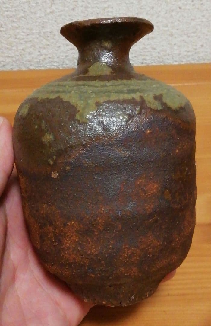 鈴木五郎作　灰釉　徳利　共箱　略歴付　酒器