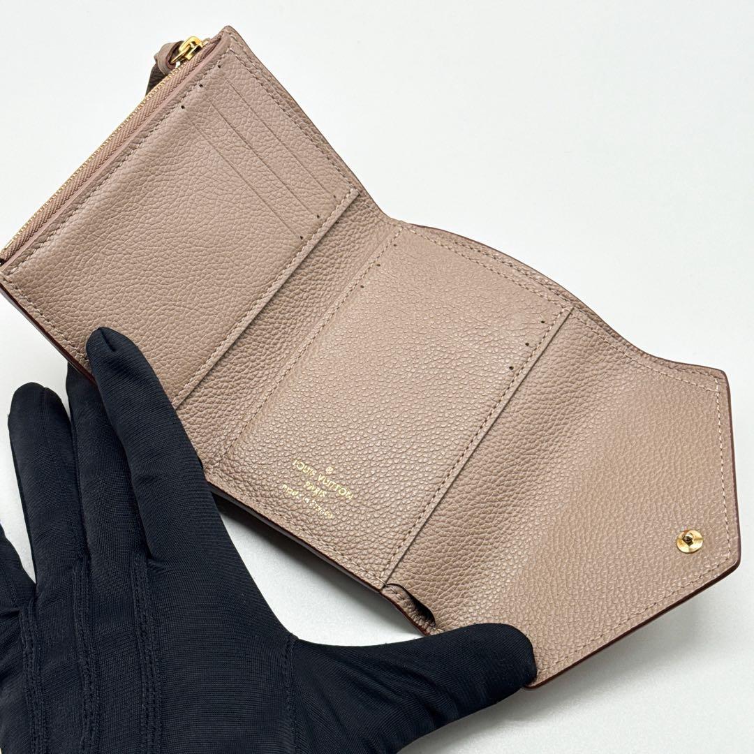 ルイヴィトン モノグラム アンプラント ヴィクトリーヌ 二つ折り財布 ベージュ