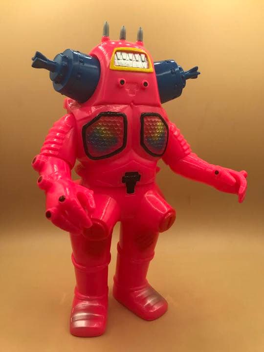 マルサン450 ピンク成形色キングジョー ブルマァクカラー　メーカー塗装