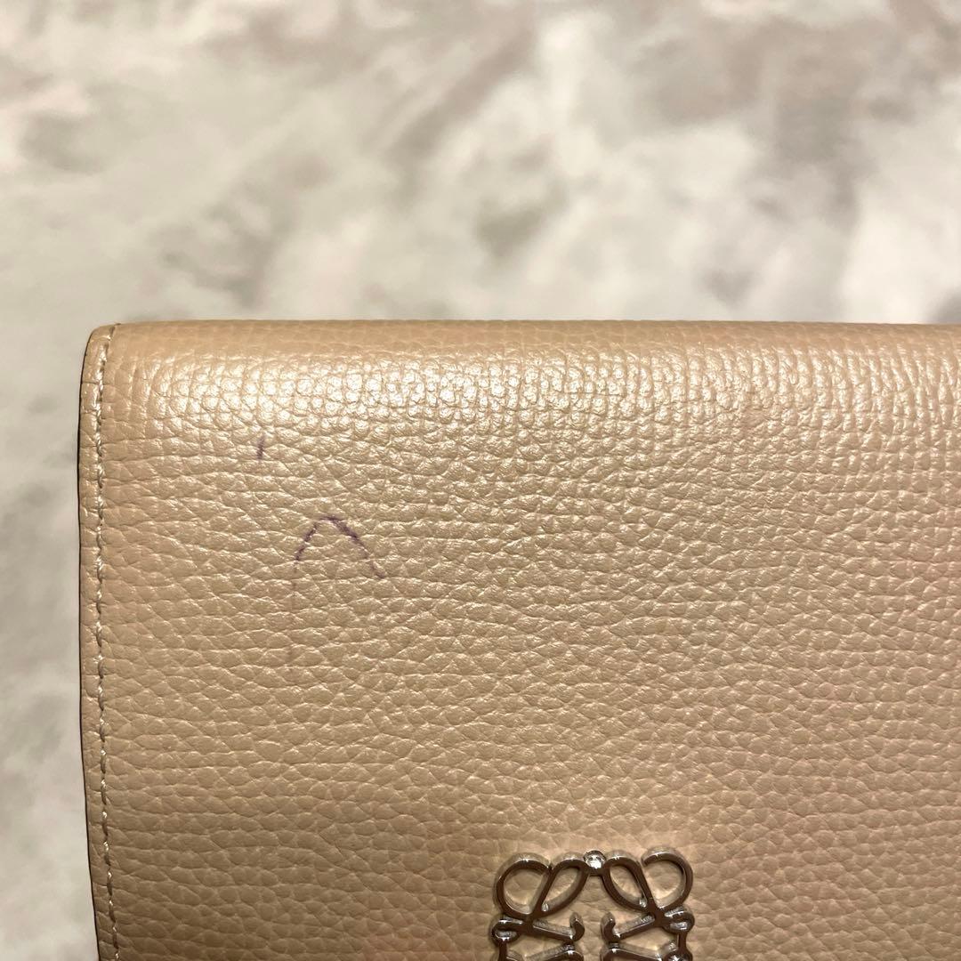 LOEWE トライフォールド ウォレット　三つ折り財布（サンド）
