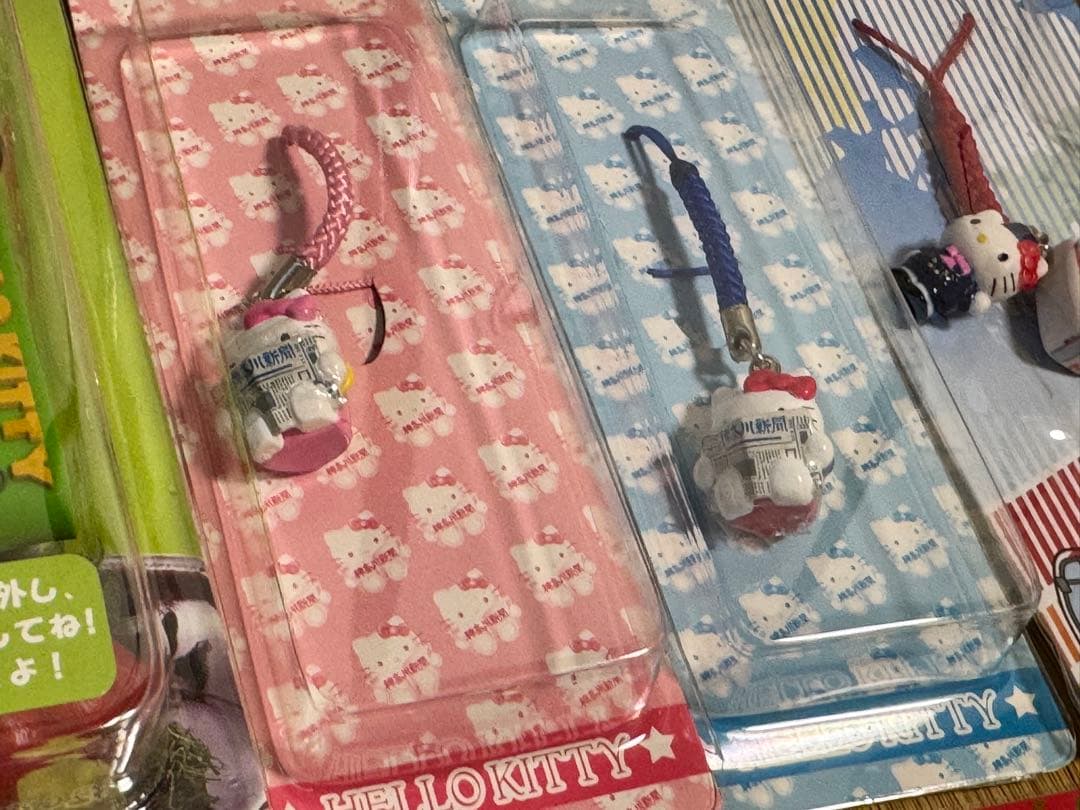 レア　キティ　根付け　ストラップ　まとめ売り　65点