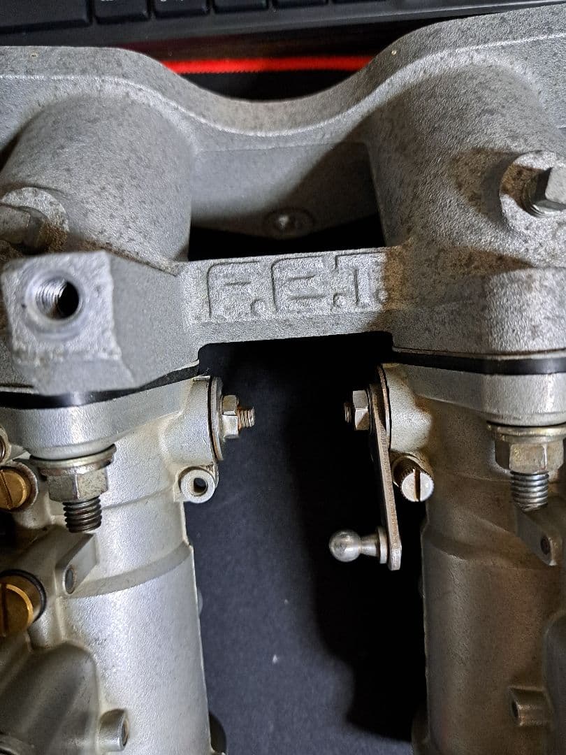 ウエ-バ-40パイK型エンジン用マニ付き