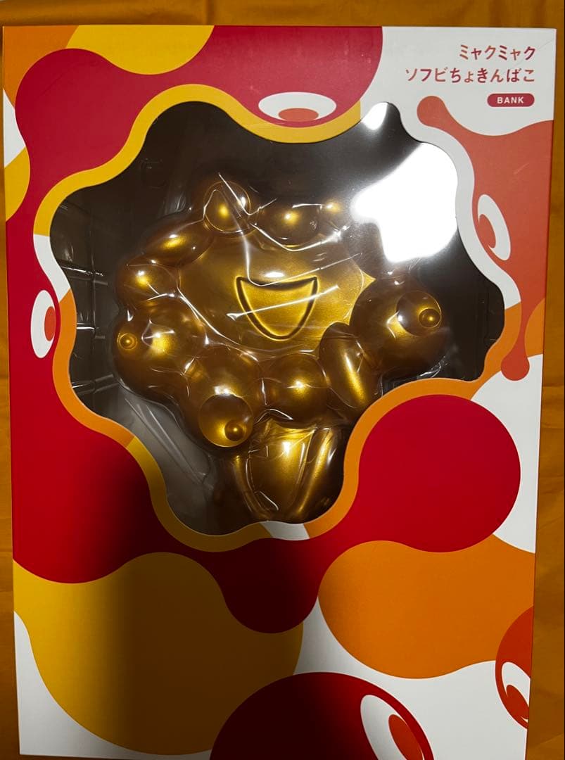 け*ろ様 大阪関西万博年末年始セールミャクミャクソフビ金の貯金箱ちょきんばこ ゴ