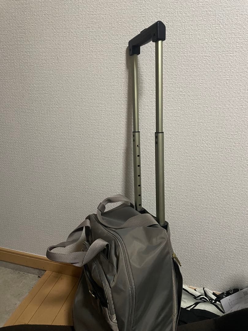 グレー キャリーバッグ 伸縮ハンドル