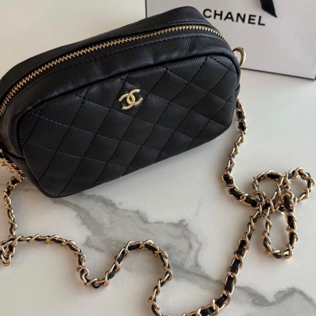 CHANEL ノベルティ ショルダーバッグ