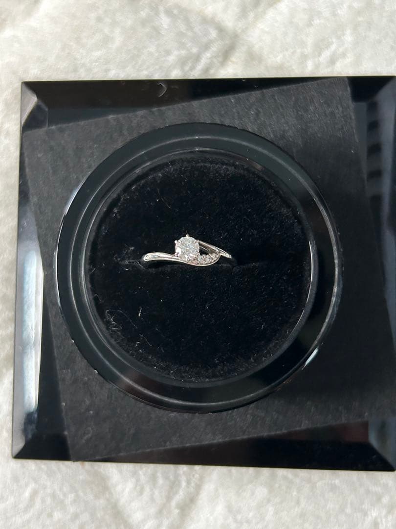 ラザールダイヤモンド エリー 0.26ct 7号