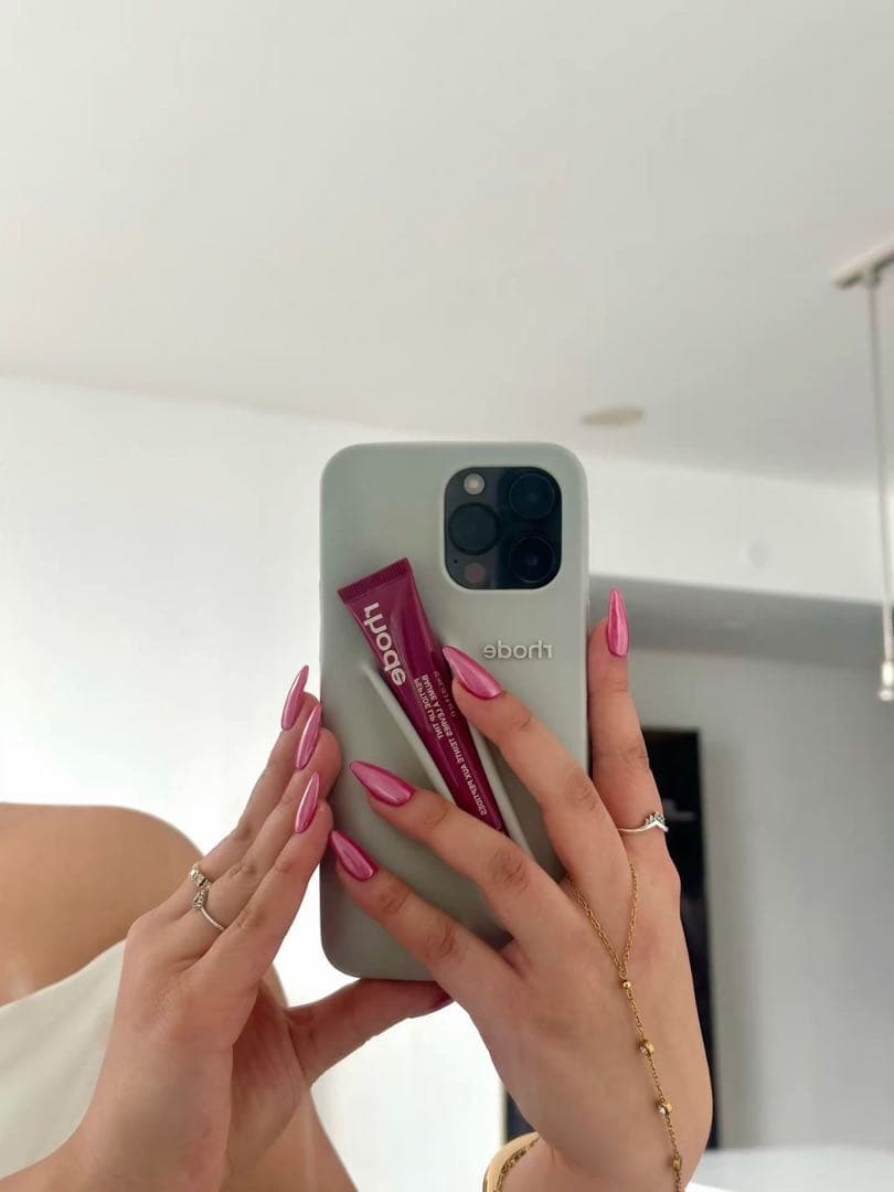 【YUI】　rhode unscentedケースraspberryリップ