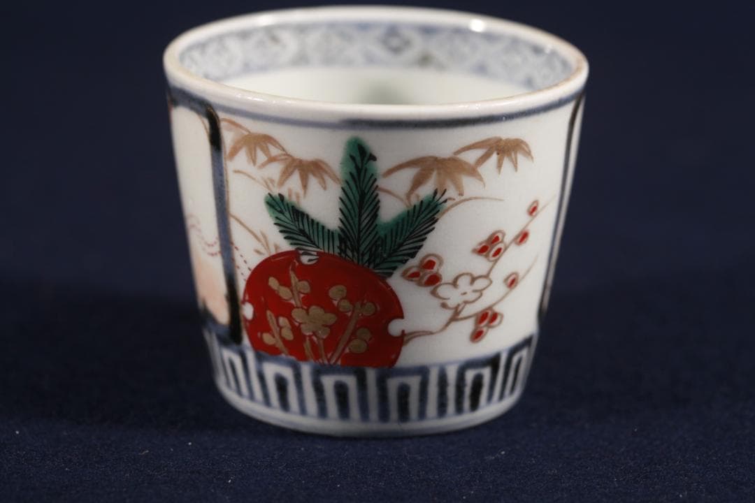 386　古伊万里色絵雪中筍興窓絵松竹梅図蕎麦猪口　無疵美品　江戸中期