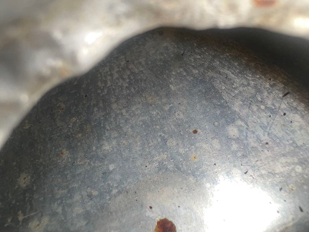 アルミタンク　赤　車種不明