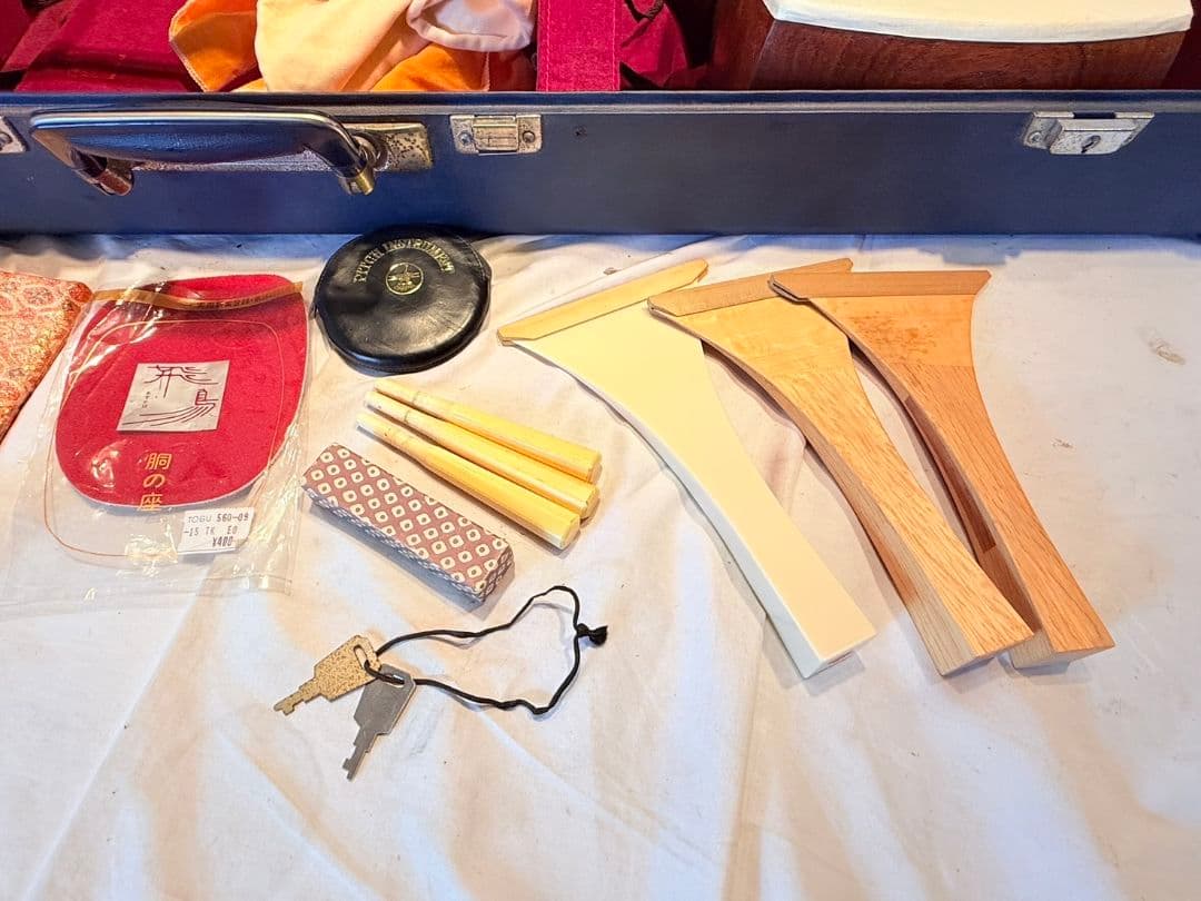 三味線　和楽器　細棹　長唄　撥　ハードケース　付属