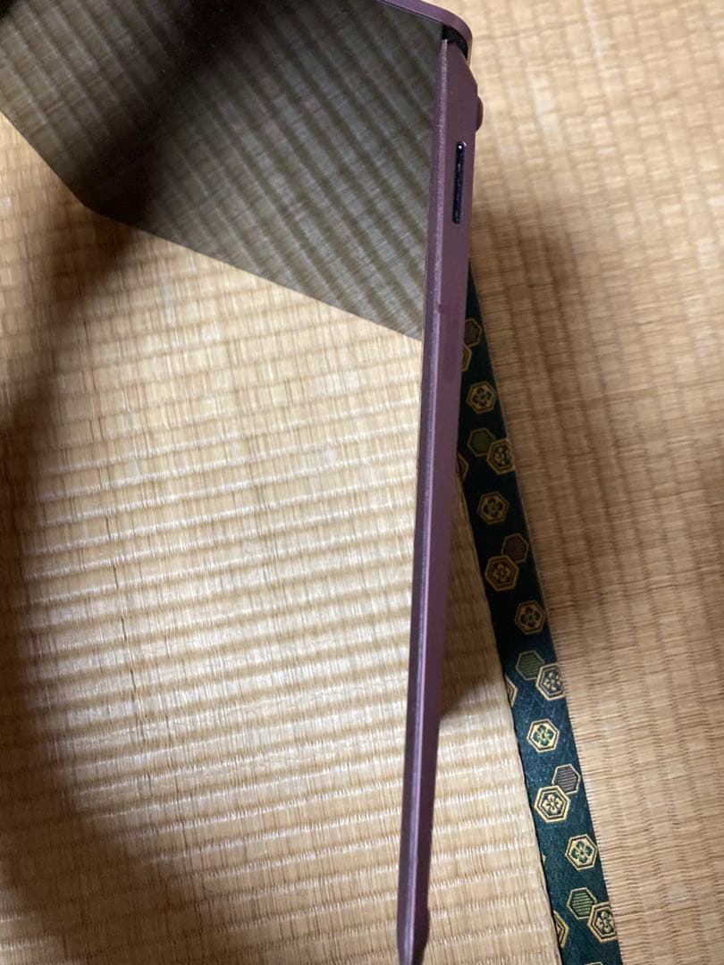 Microsoft Surface Laptop 2パープル