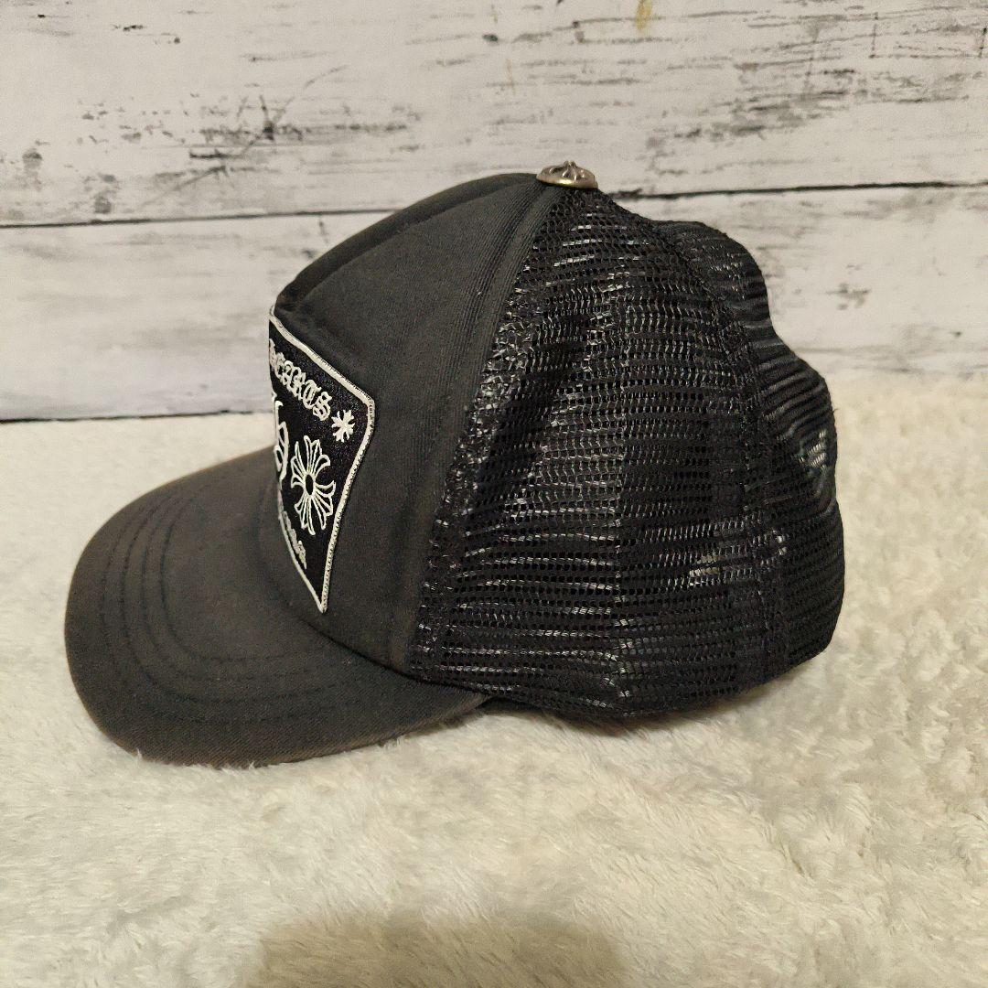グ*ィ様 CHROME HEARTS トラッカーキャップ ブラック