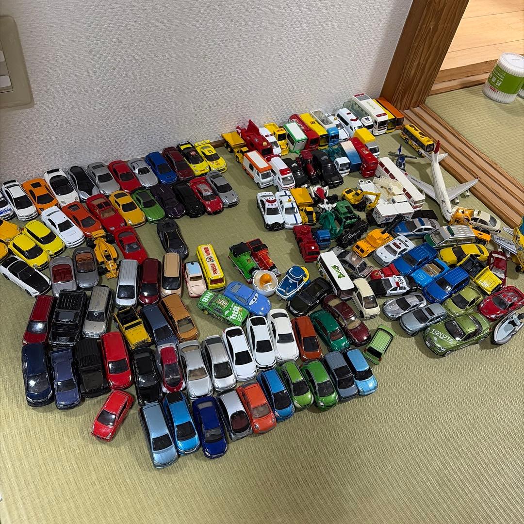 ミニカーコレクション多数　120台ぐらい