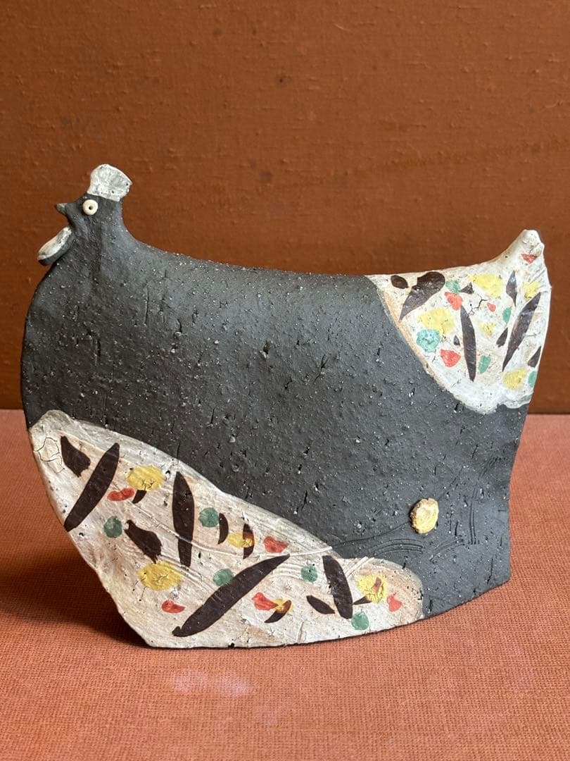 河井寛次郎作色絵草花文鶏形置物　森の一番鶏夜から朝へ　一品物