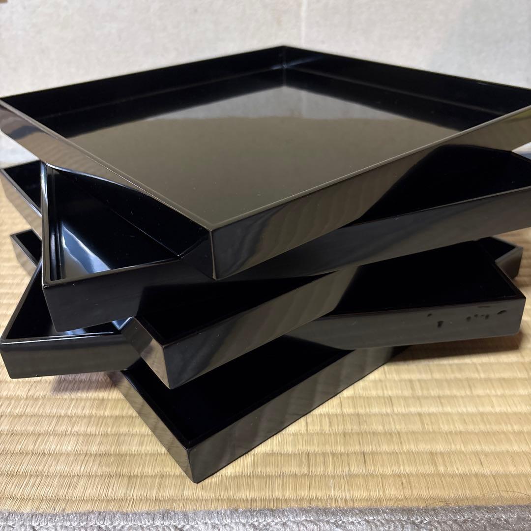 黒塗　懐石膳　折敷膳　専用箱付き。 黒い木製茶道具　盆5客セット