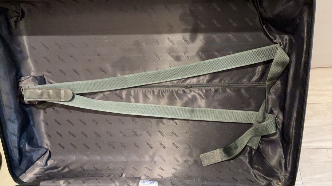 RIMOWA ESSENTIAL チェックインL 85Lブラック キャリーケース