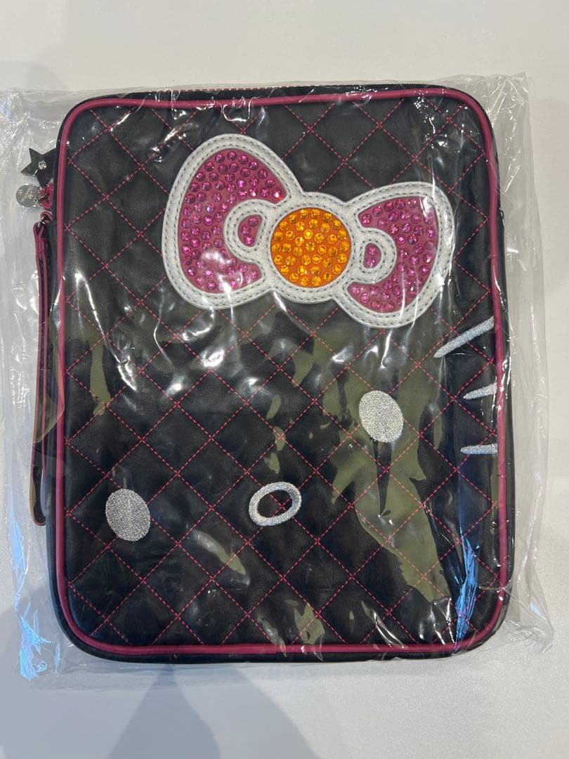 スワロフスキー ハローキティ Hello Kitty Neonケース Zip