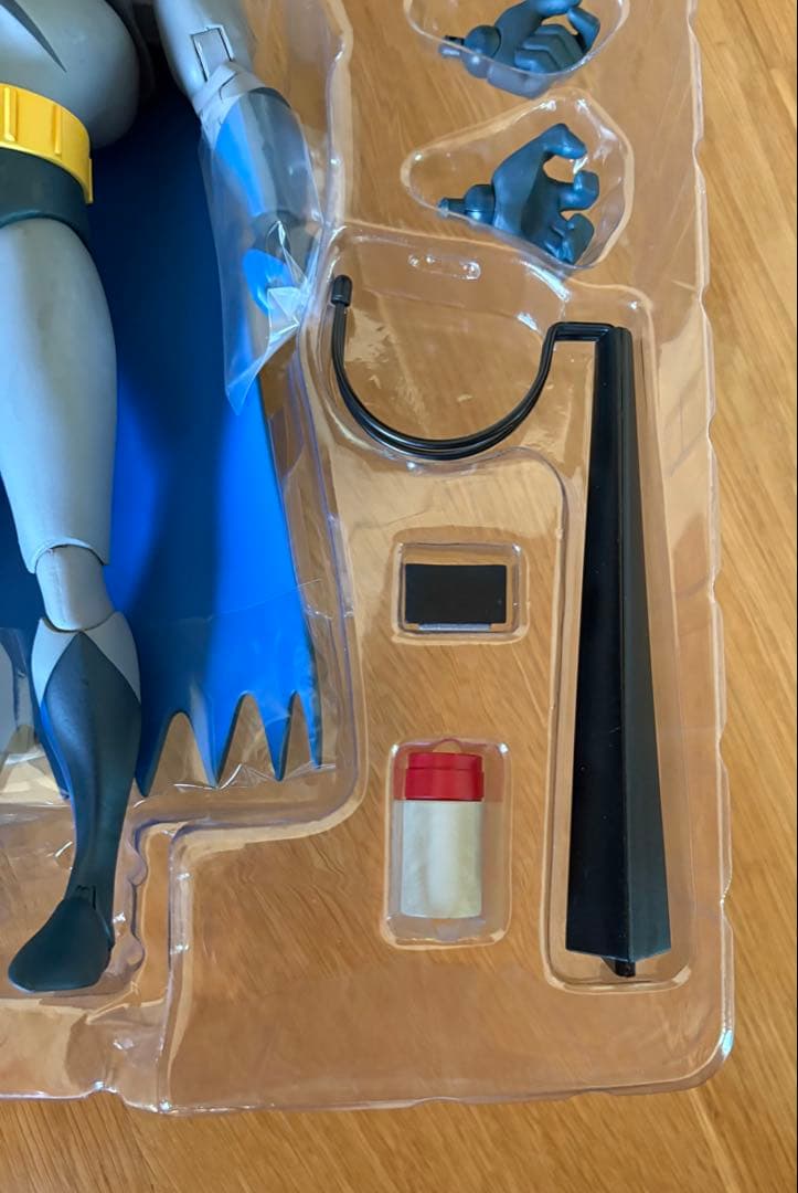 バットマン・アドベンチャー　ハイエンド1/6スケール可動式フィギュア