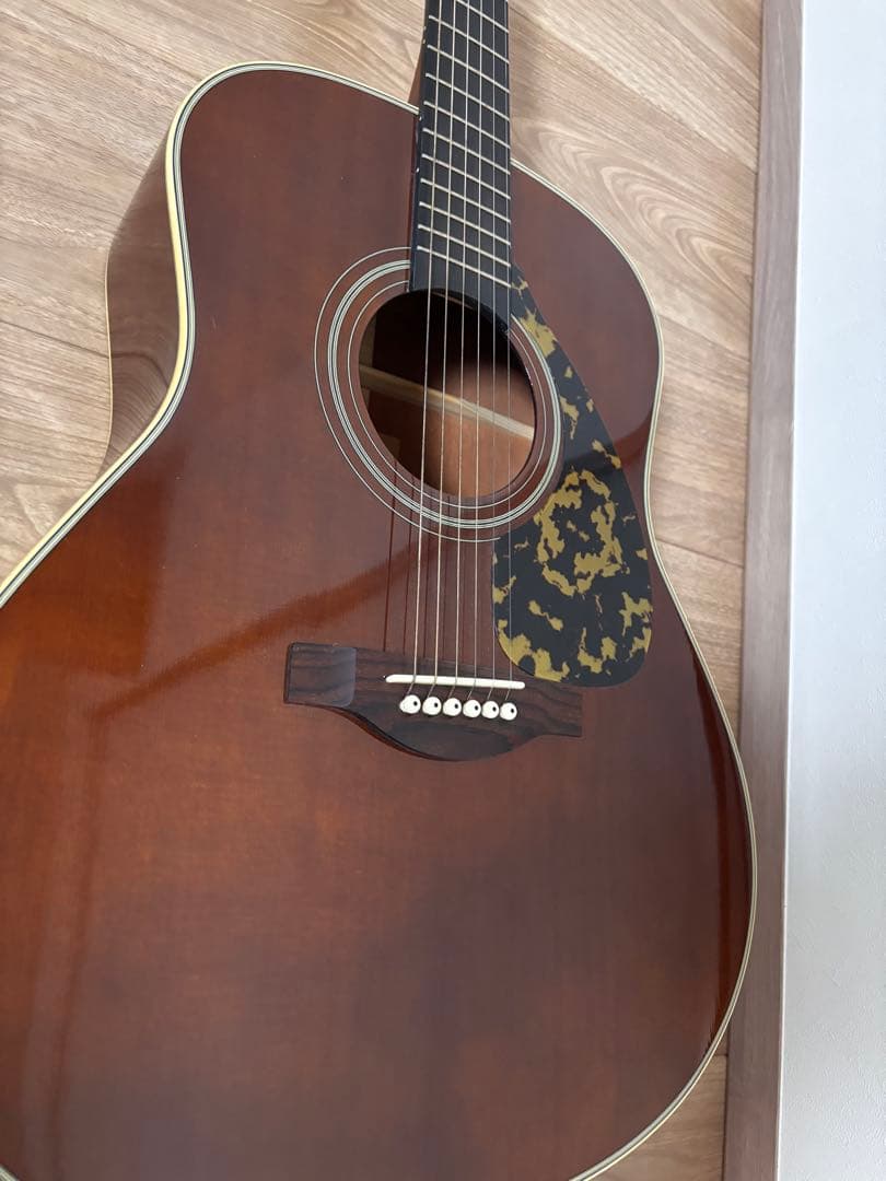 YAMAHA LL-11B アコースティックギター + ハードケース付