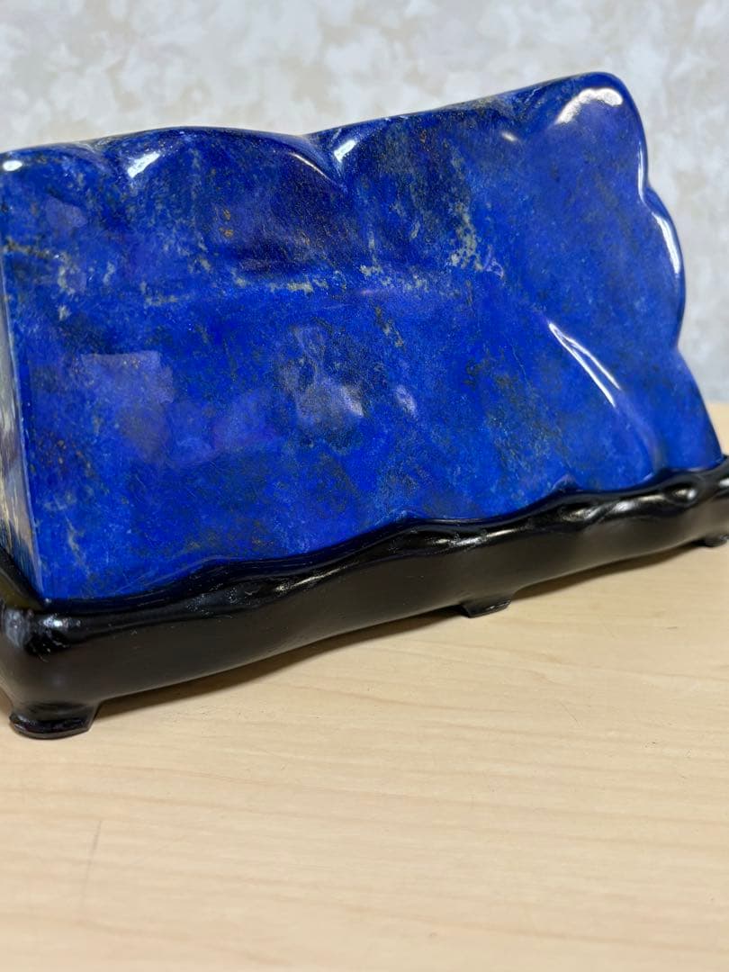 ラピスラズリ丸磨き台座込みで約3.3kg 色鮮やか　欠け割れ無し　高品質