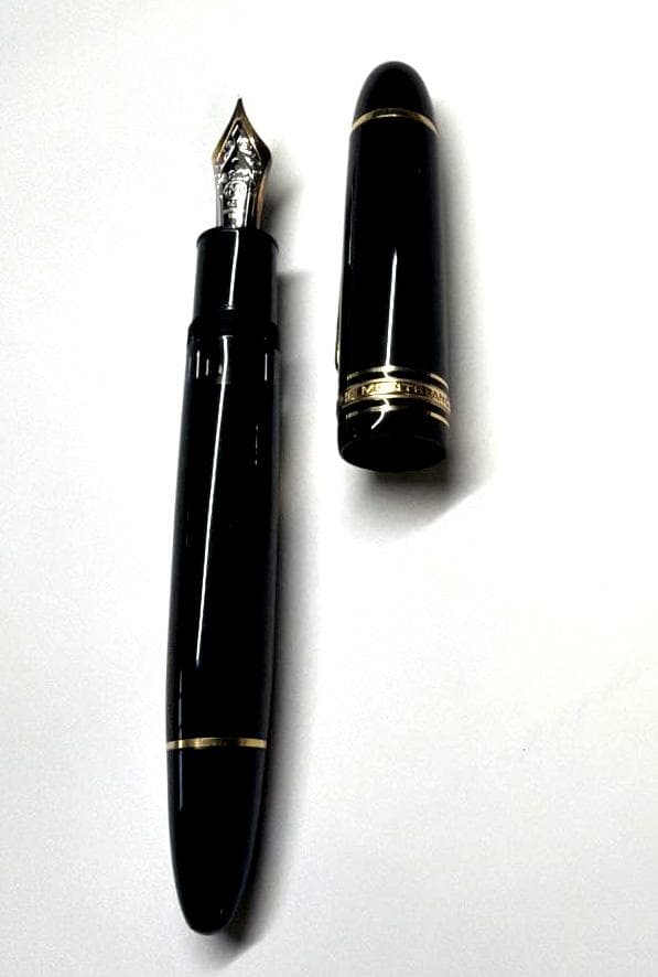 モンブラン マイスターシュティック ゴールド #4810 14K 伝統太胴万年筆