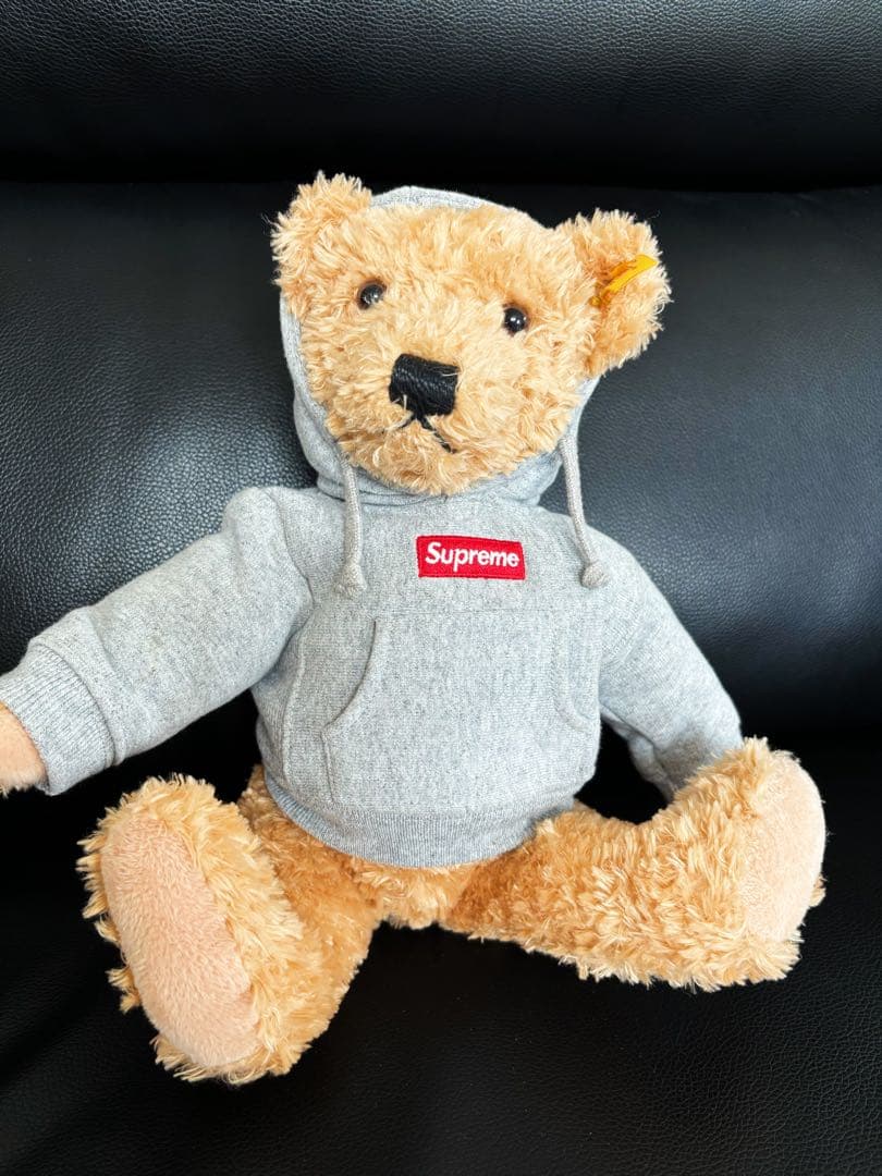 Supreme くまのぬいぐるみ