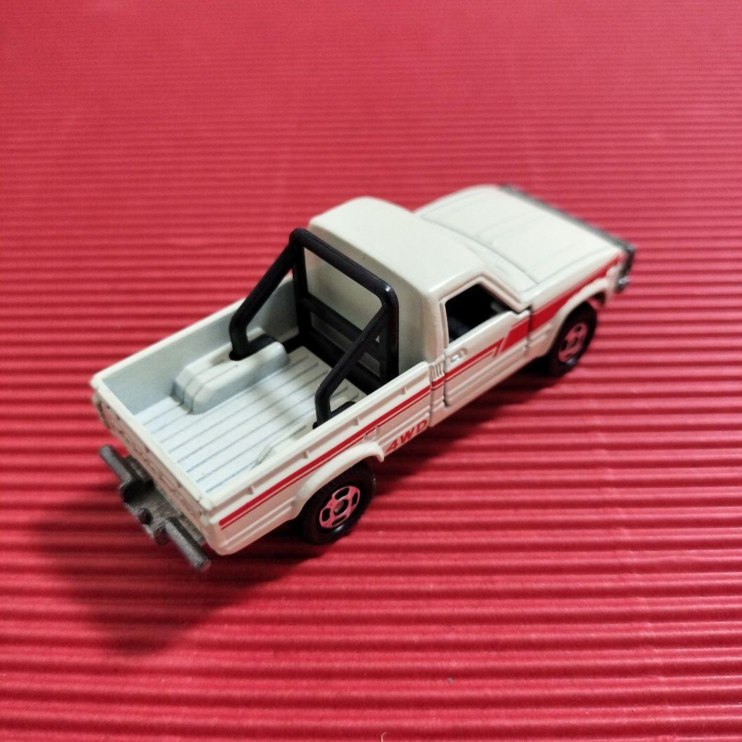 トミカ『トヨタ ハイラックス4WD』未開封品