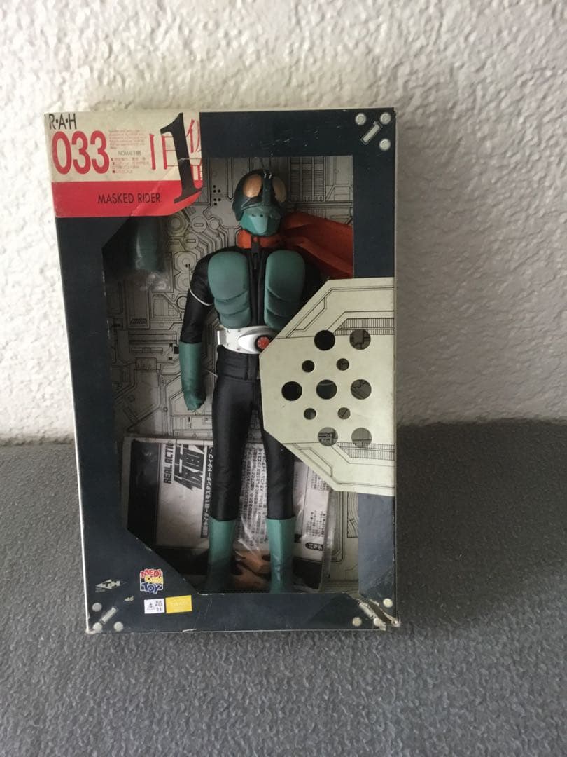未使用1/6フィギュア　仮面ライダー旧1号 RAH033