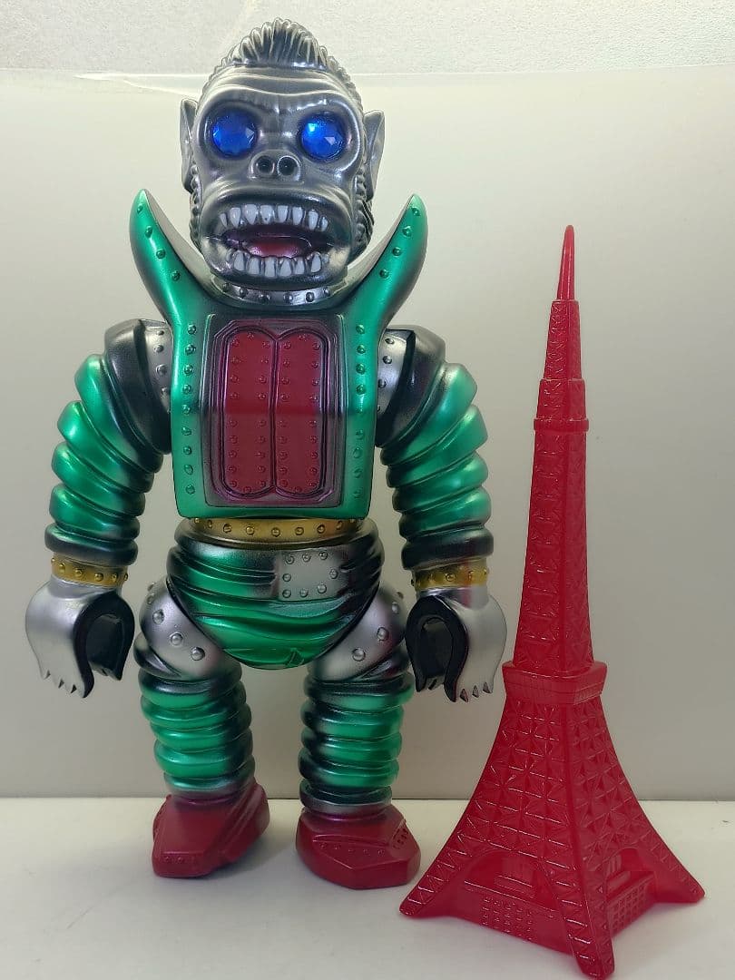 ターゲットアース マシンゴリラ 東京タワー ソフビ フィギュア