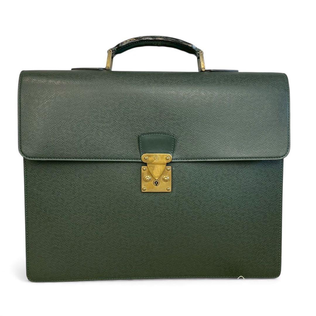 ルイヴィトン　ビジネスバッグ　タイガ　セルヴィエットモスコバ　エピセア