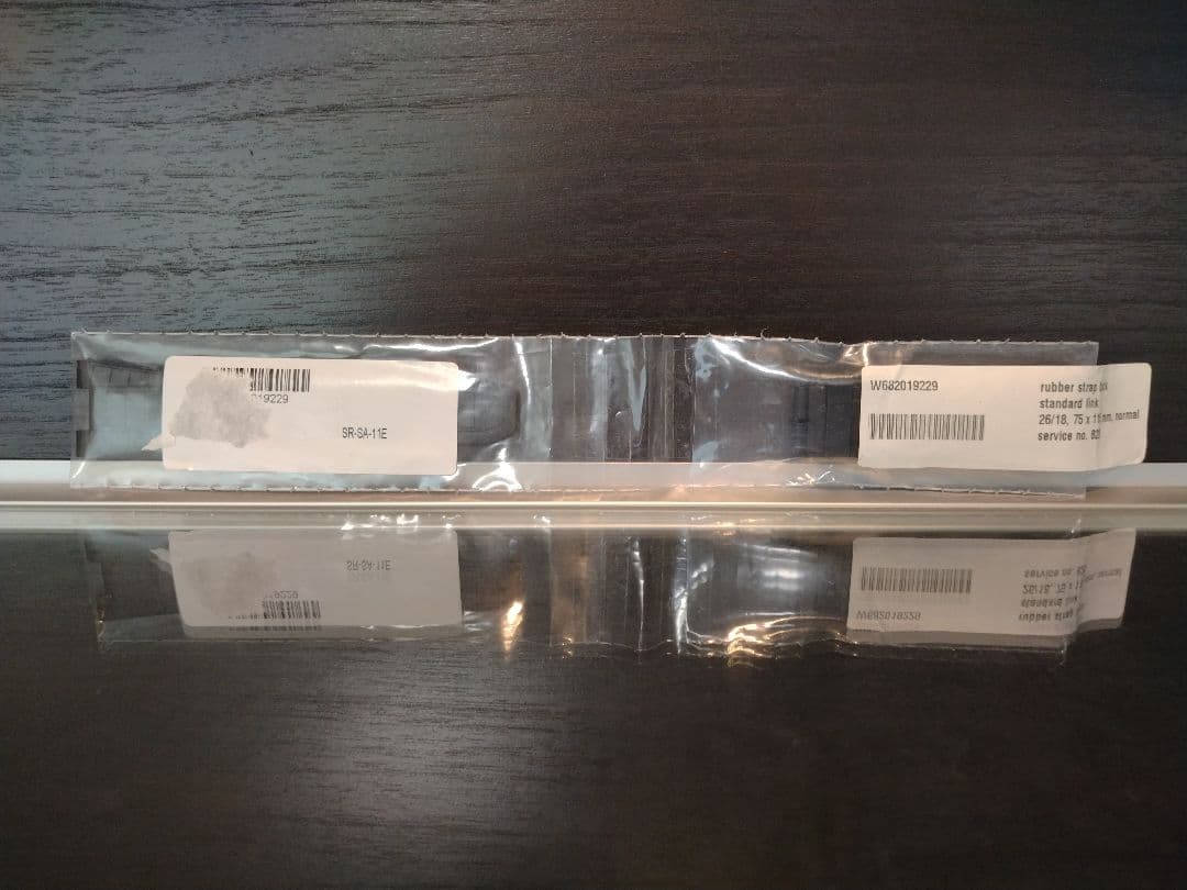 グラスヒュッテ・オリジナル セブンティーズ・クロノグラフ用 ラバーストラップ