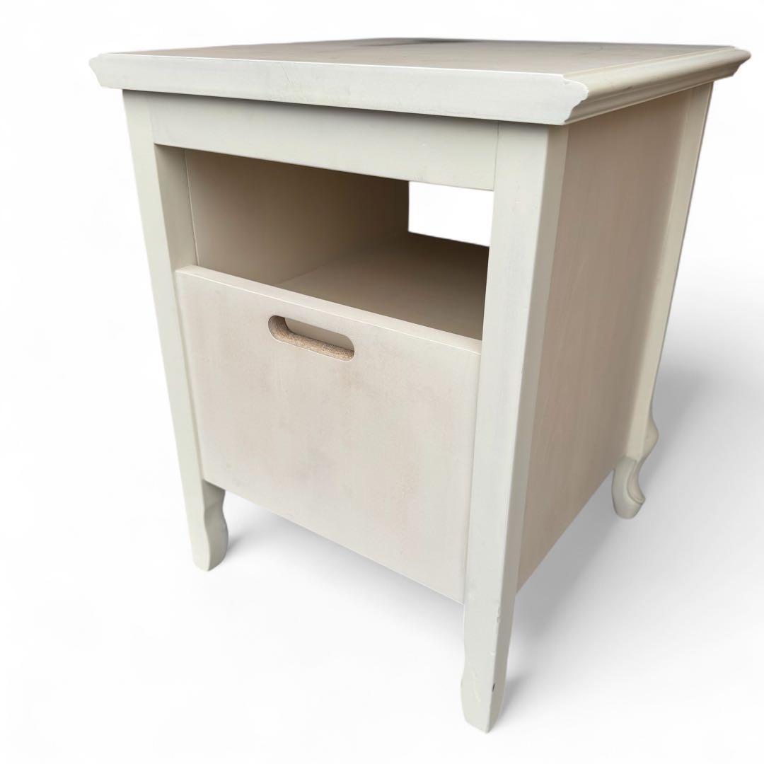 東海家具　TOKAI KAGU フルールWH　ナイトテーブル 白家具　姫系