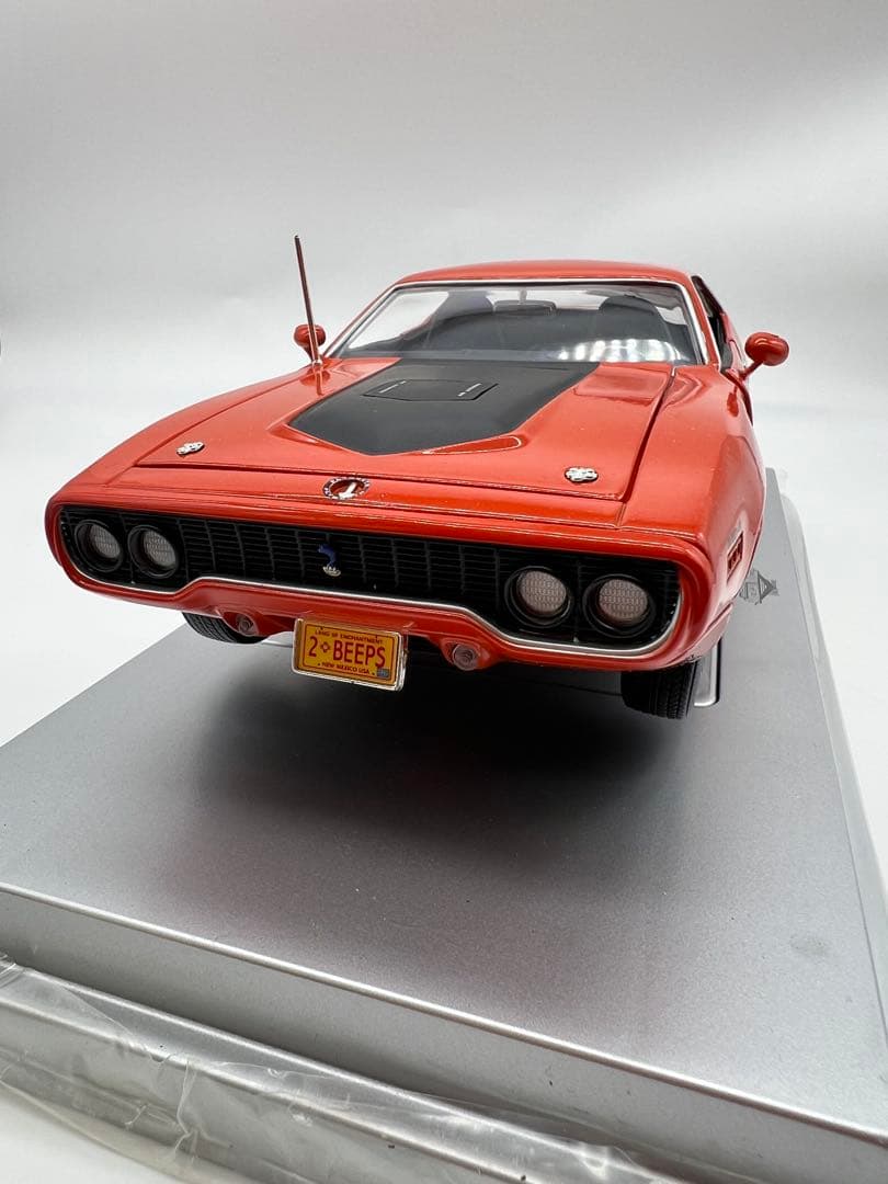 No231ミニカー1/18箱あり1971 Pontiac Road Runner