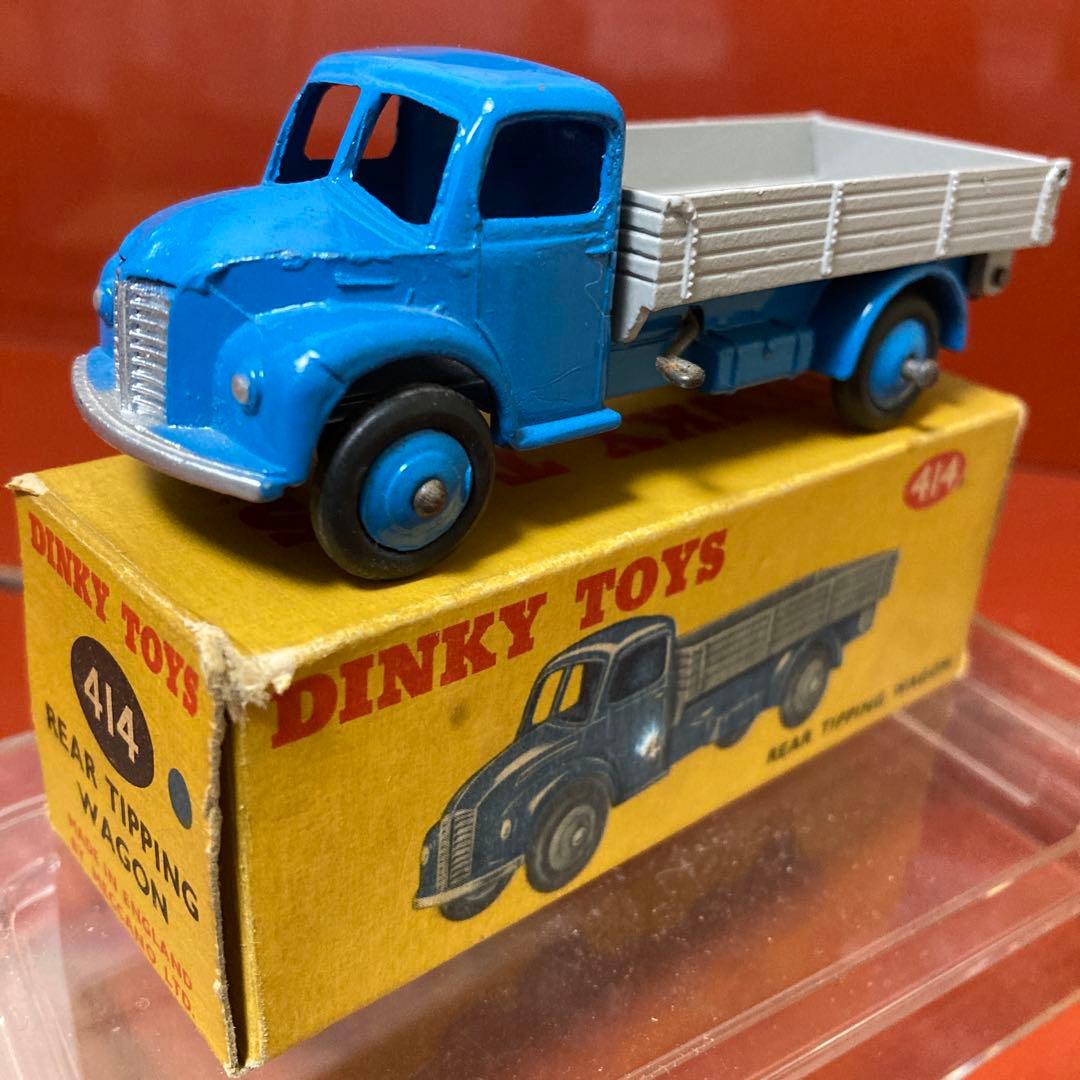Dinky Toys 414 青いリアティッピングワゴン